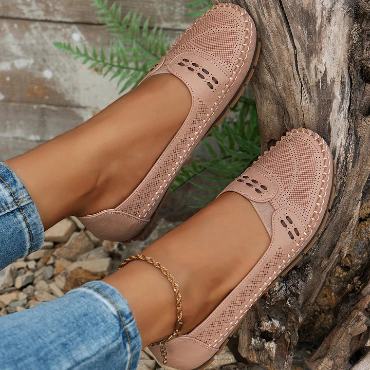 AINA™ - Everyday Ease Comfort Slides